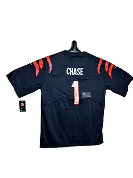 Ja’Marr Chase WR Cincinnati Bengals Hand Signed Home On-Field NFL Jersey w/COA